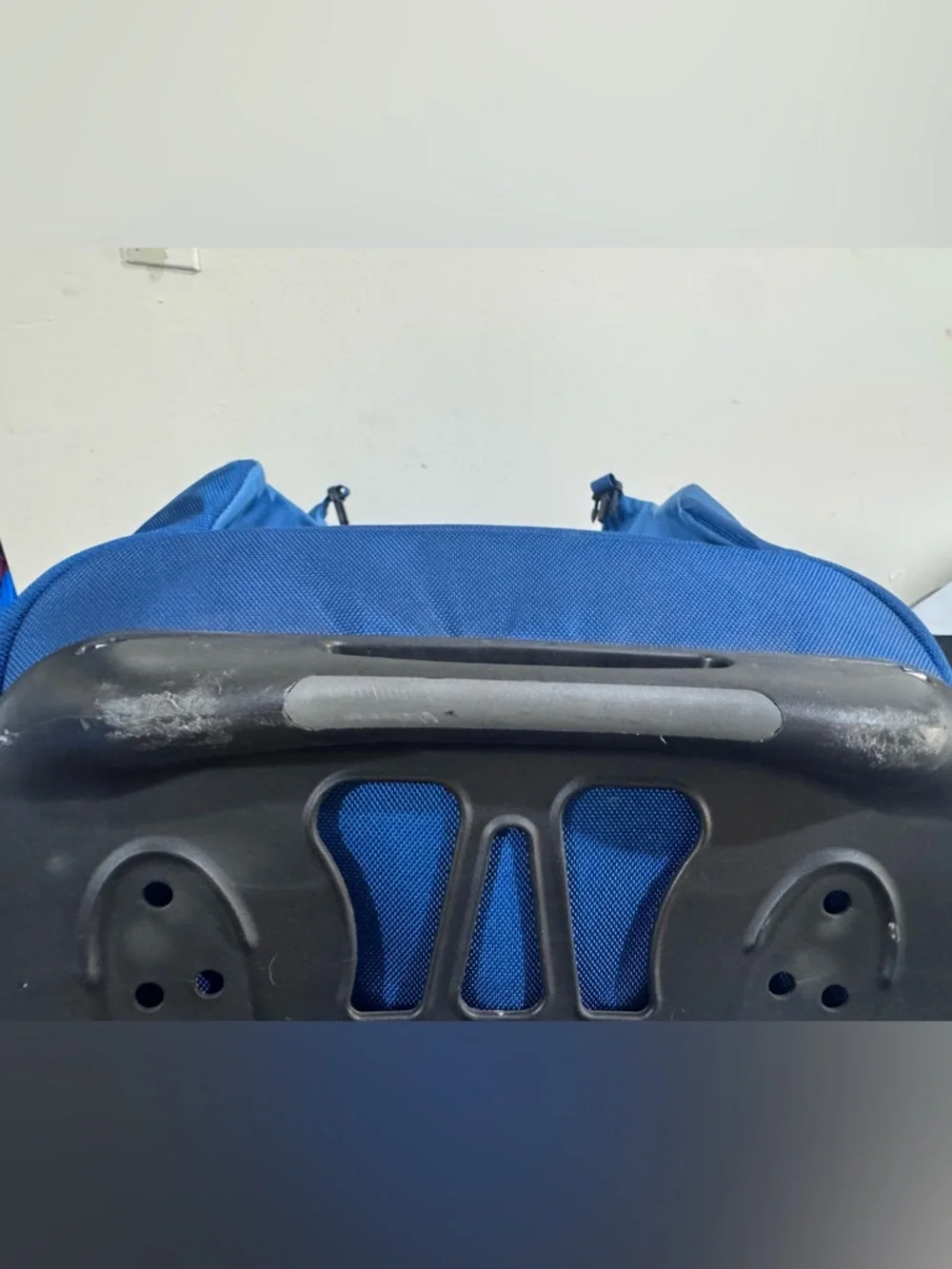 OSPREY Dual-Tone Blue Rolling Travel Bag